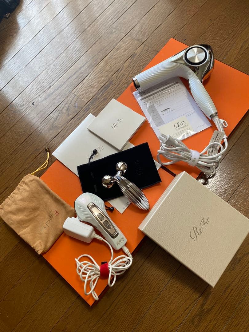 3点　ReFa ドライヤー＆リファ美顔、ローラー＆セプテム　アップビー