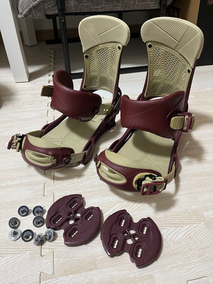 Burton バートン　マラビータ　 Mサイズ