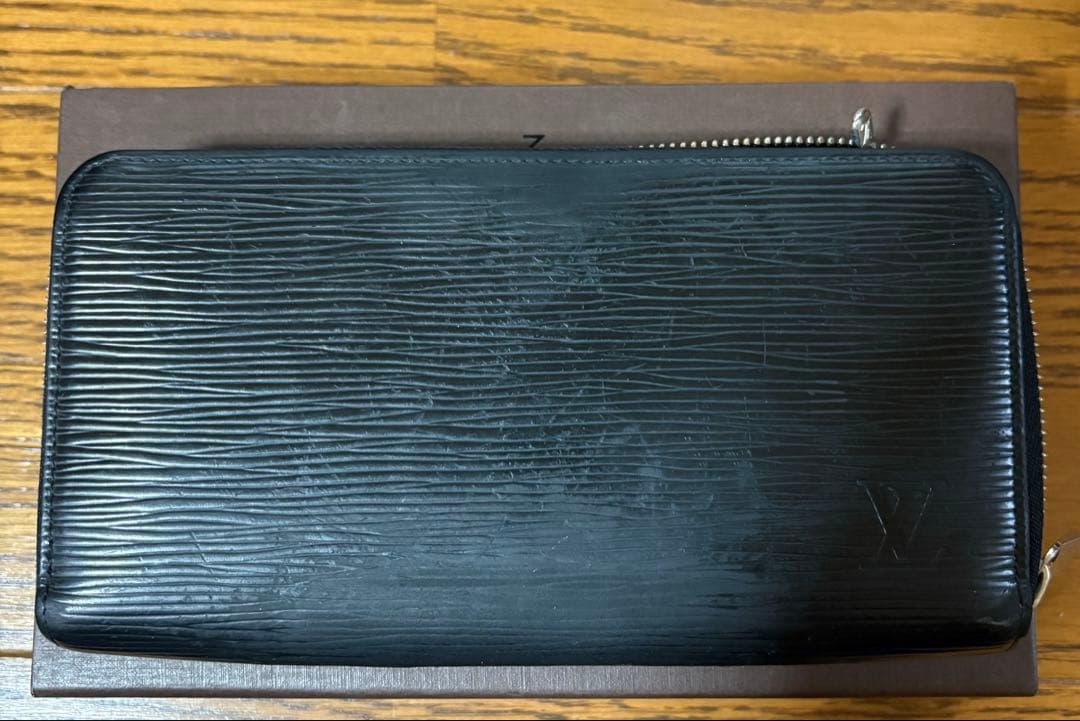 ルイ・ヴィトン 長財布 ブラック エピ