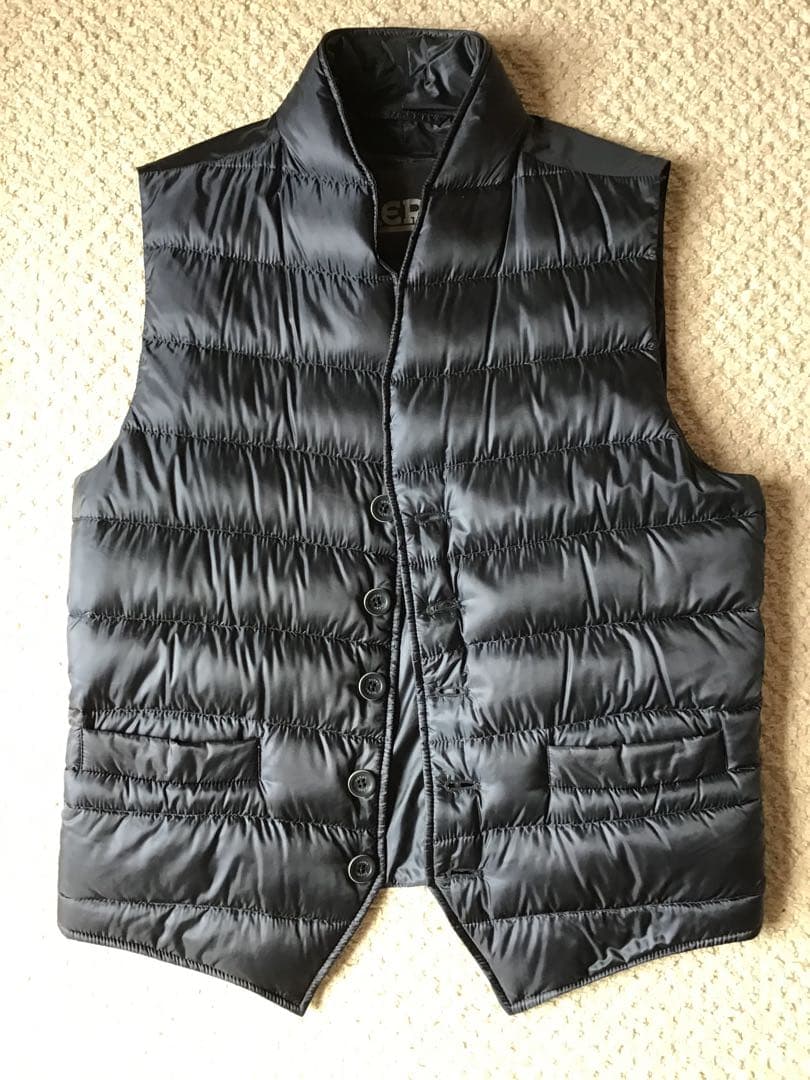 ヘルノ ウルトラライトダウン ジレ サイズ50