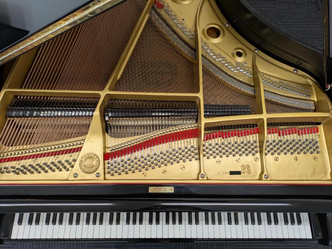 YAMAHA グランドピアノ G3E 【186万番台】