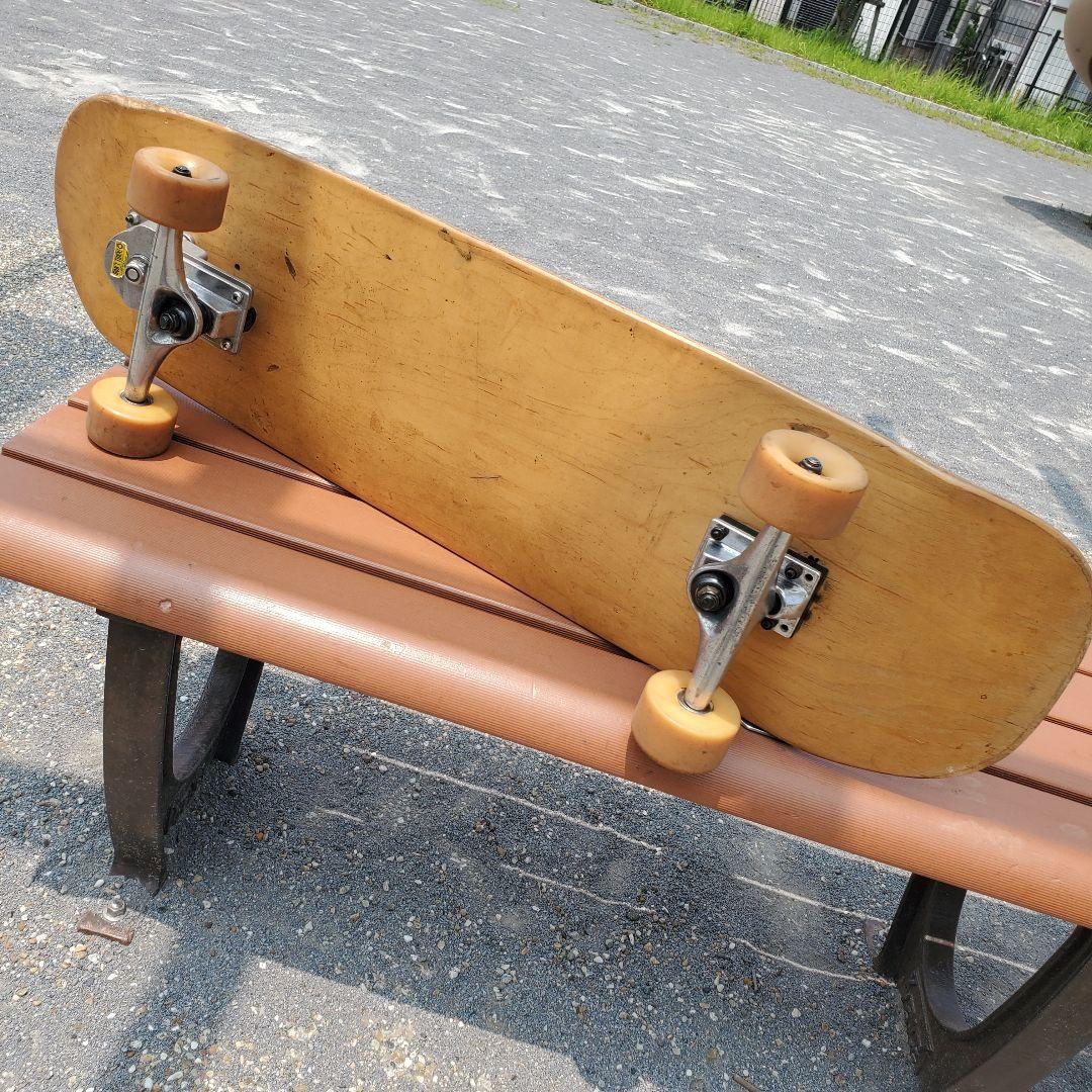 DEUX NEE 中古 Carverタイプトラック搭載 サーフスケートボード DEUX NEE 中古 Carverタイプトラック搭載 サーフスケートボード