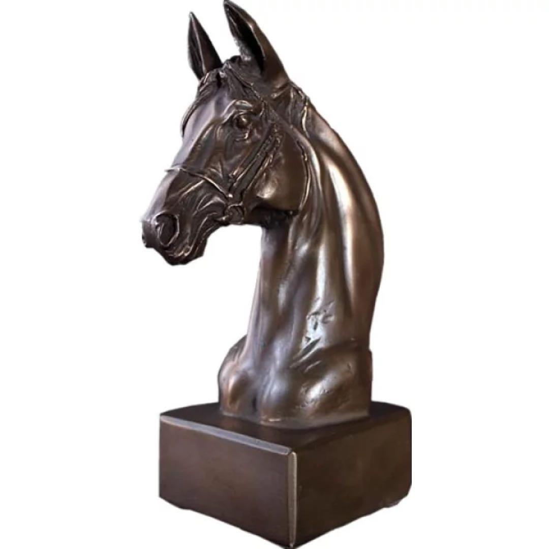 置物 馬の頭部・台付き 飾り