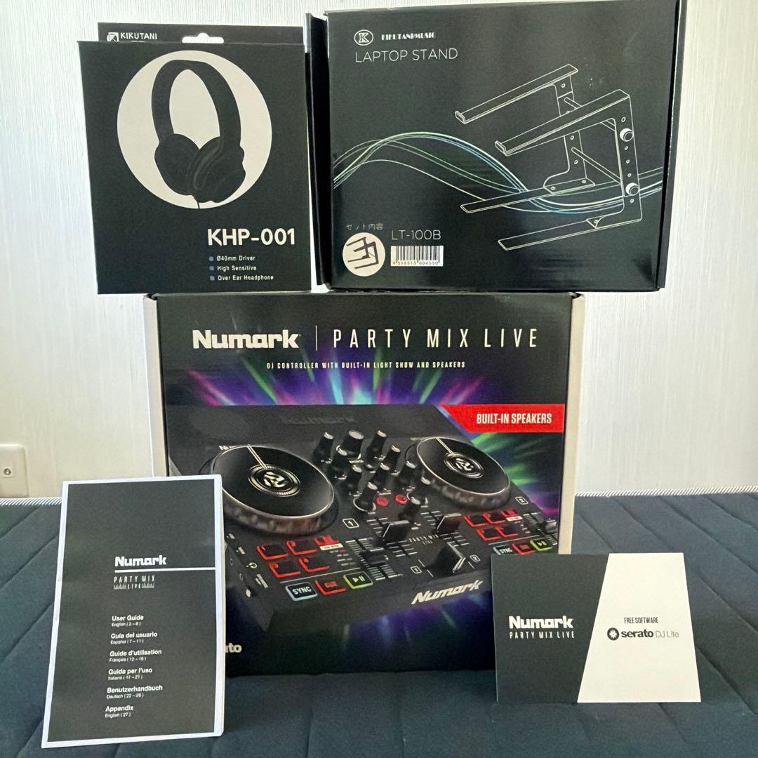 Numark party mix live スタンド　ヘッドホンセット Amazon.co.jp: Numark 初心者向け スピーカー内蔵DJコントローラー と
