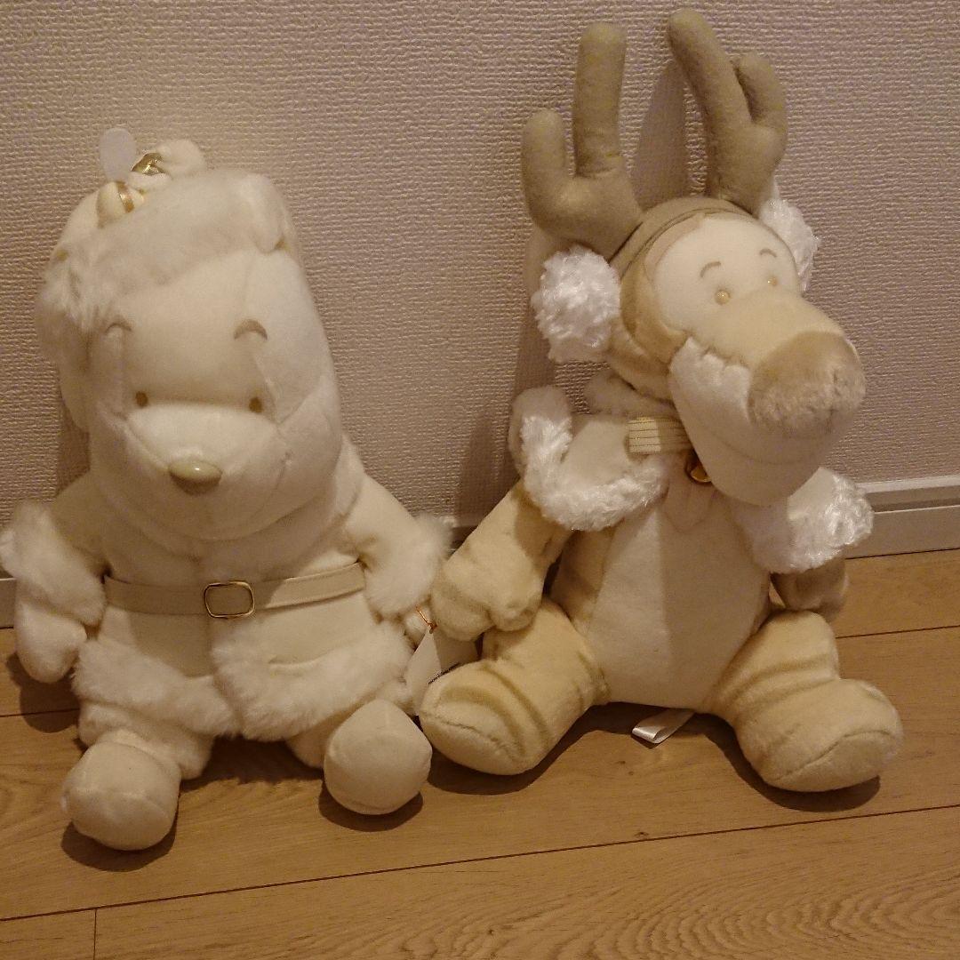 値下げ中！レア！東京ディズニーランド限定！ホワイトプーさんセット くまのプーさん」と仲間たちに雪が積もって真っ白に！ディズニーストア