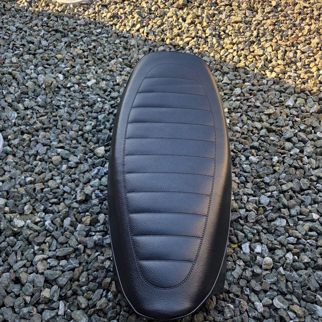 SR400 純正シート 初期タイプ カウル