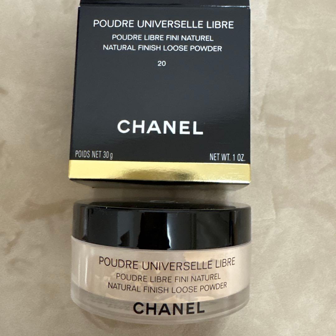 フェイスパウダー CHANEL POUDRE UNIVERSELLE LIBRE 20