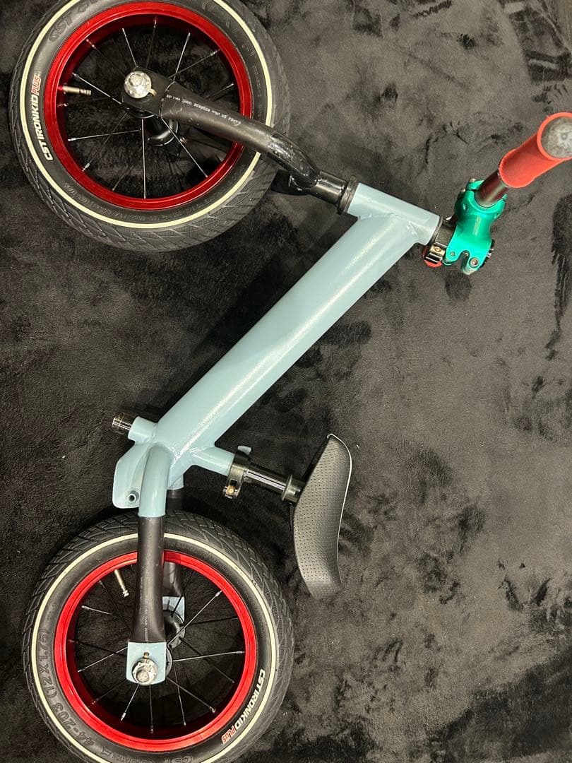 ストライダー カスタム バランスバイク ストライダー キックバイク 14/16/18インチ ブレーキ/フットレスト付き