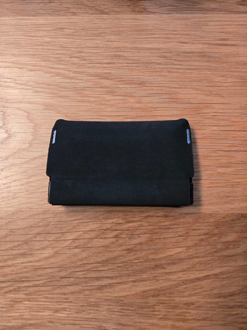 RE:FORM® RE:01 スリーブ 財布　スマート財布