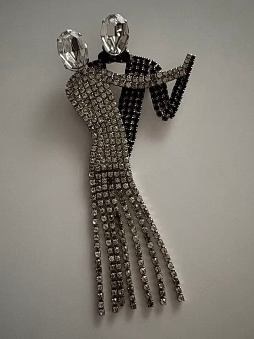 Butler&Wilson ダンスをする男女　ブローチ ビンテージ