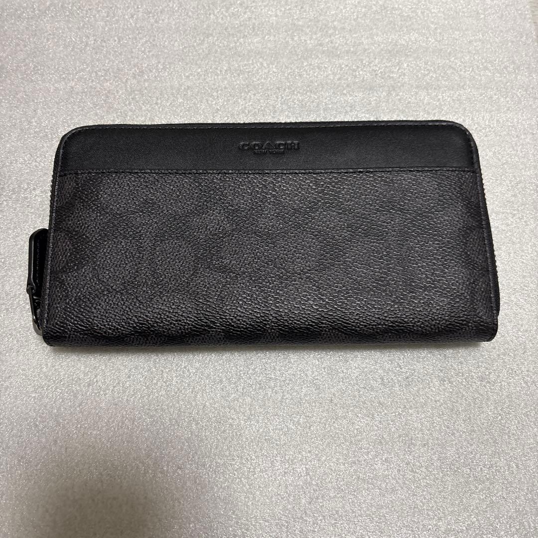 COACH ブラック 長財布 型押しデザイン今なら安くします！