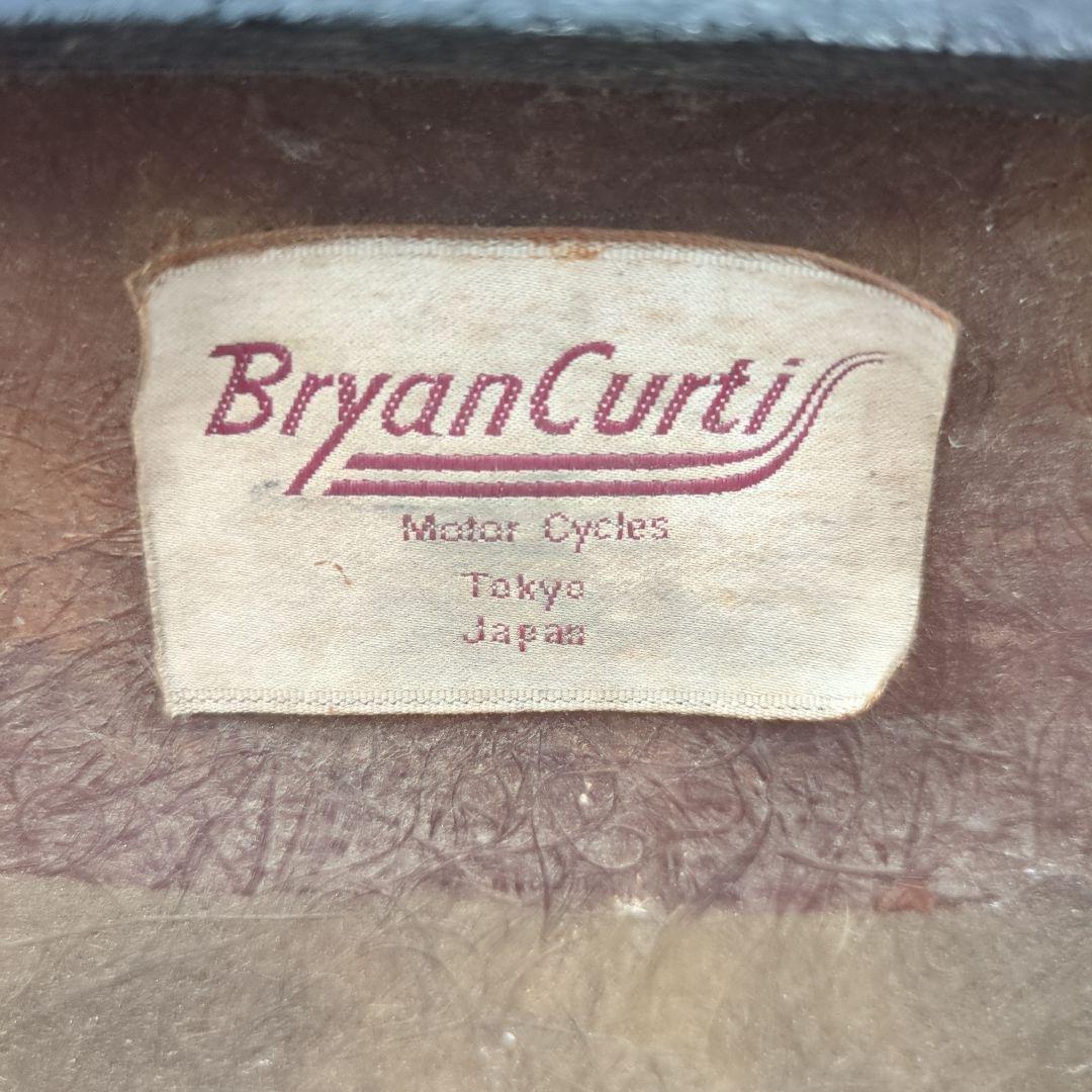 コレクター向け Bryan Curtis カフェレーサー バイクシート 黒 コレクター向け コレクター向け Bryan Curtis カフェレーサー バイク