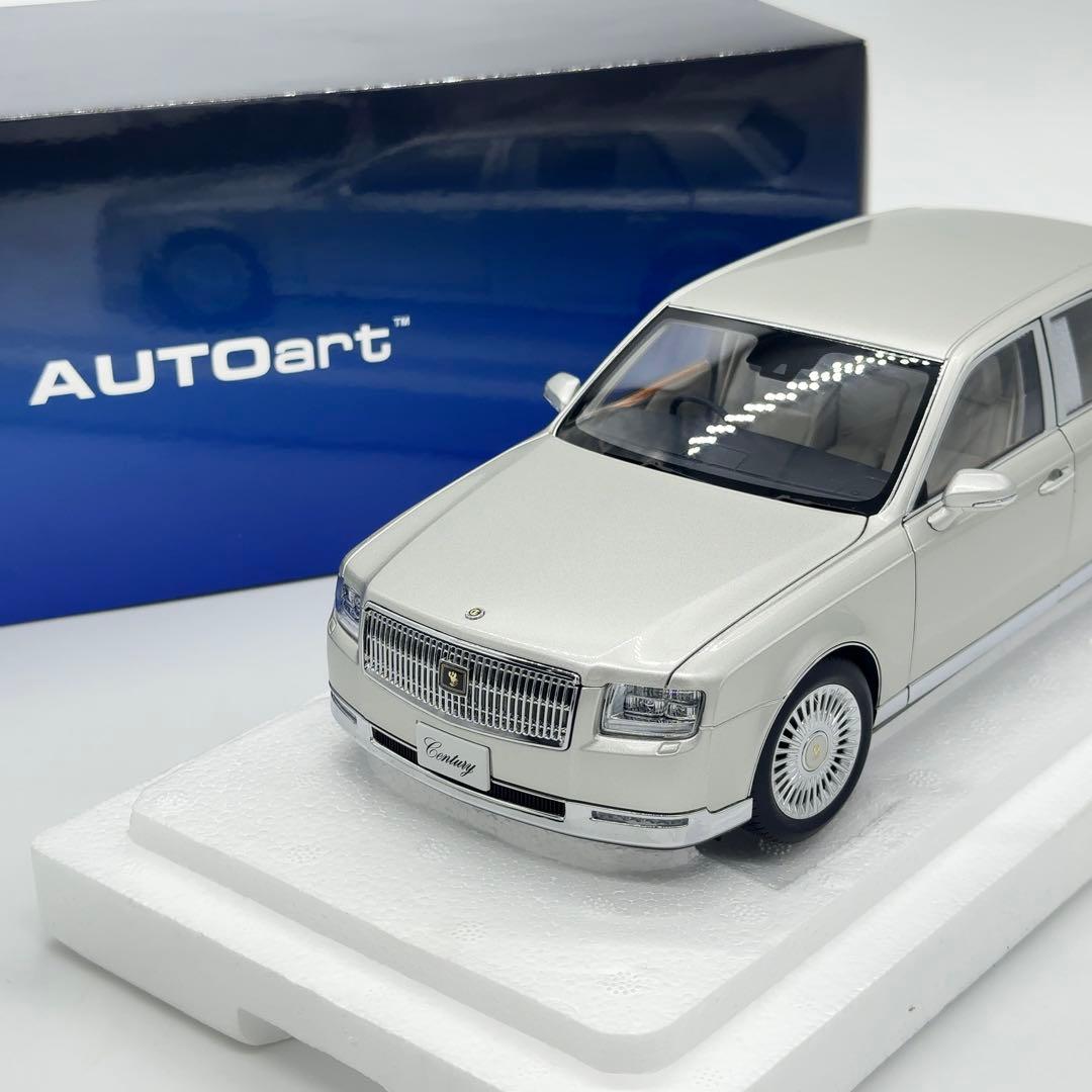 未使用 1/18 オートアート トヨタ センチュリー シルバー