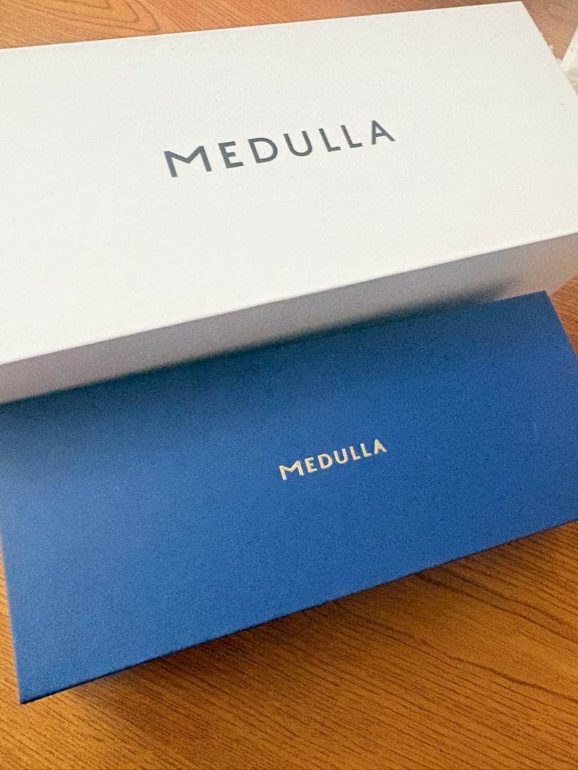 【美品】MEDULLA ヘアアイロン キャビアヘアマスク付き‼️ Qoo10] MEDULLA 【期間限定20％OFF】メデュラ 瞬間髪