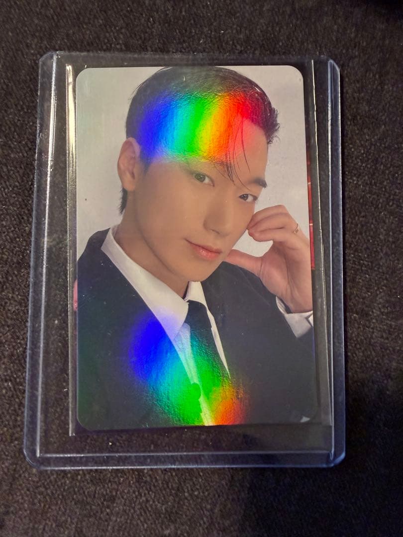 ATEEZ LIGHT THE WAY VR 特典トレカ サン ホロ ATEEZ アチズVR 映画 LIGHT THE WAY 入場特典 トレカ サン - メルカリ