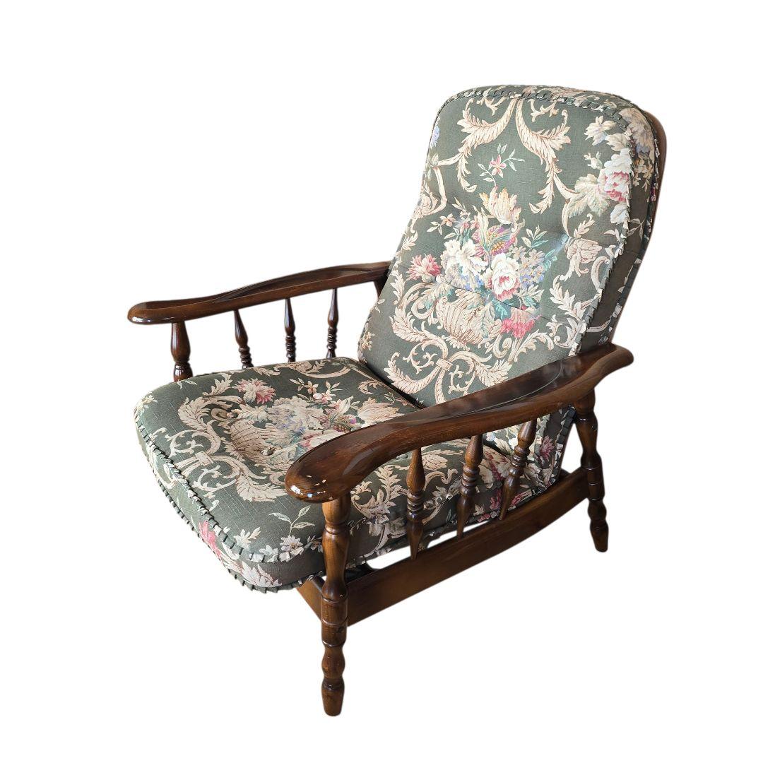 送料無料カリモク　コロニアル　リクライニング　アームチェア