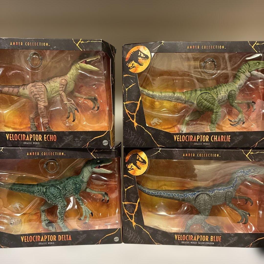 マテル　ジュラシックワールド　ヴェロキラプトル　4体　アンバーコレクション