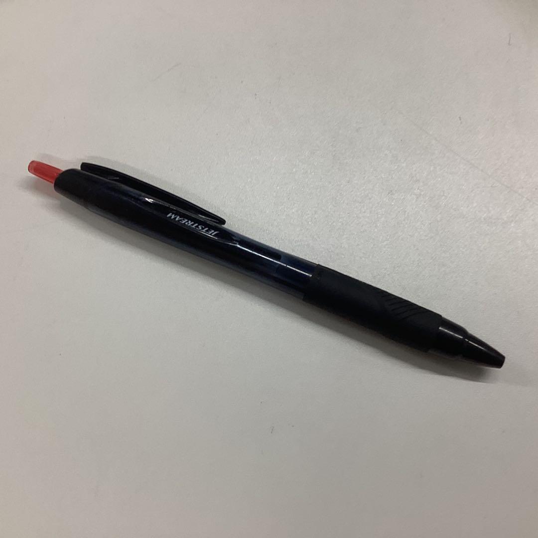赤ボールペン