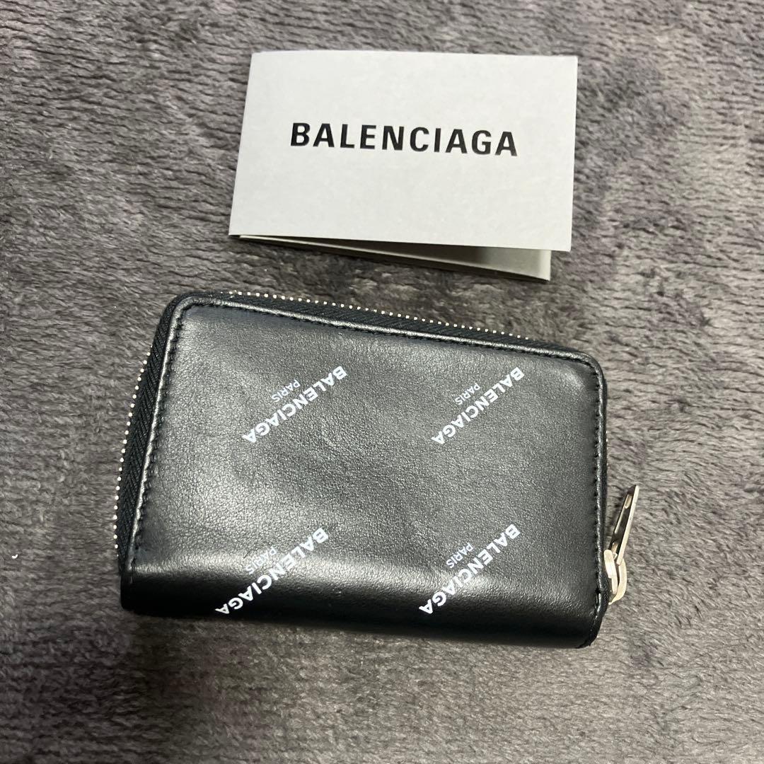 バレンシアガ　小銭入れ　ケース