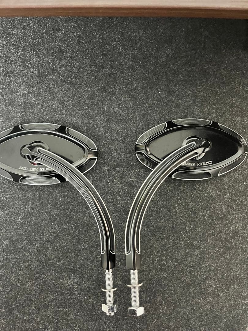 アレンネス　ARLEN NESS ブラック ミラー