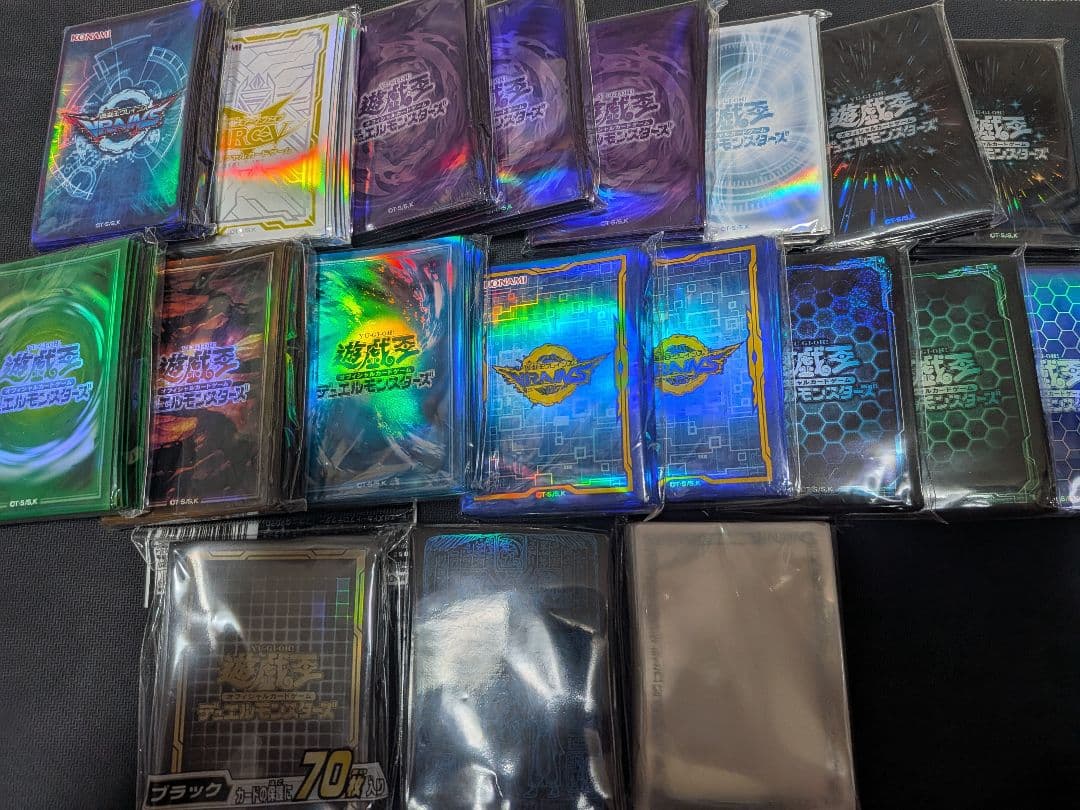 遊戯王公式スリーブ19個セット 未開封〕遊戯王OCG 公式スリーブ 遊戯王ゼアルシリーズ 11個セット【37
