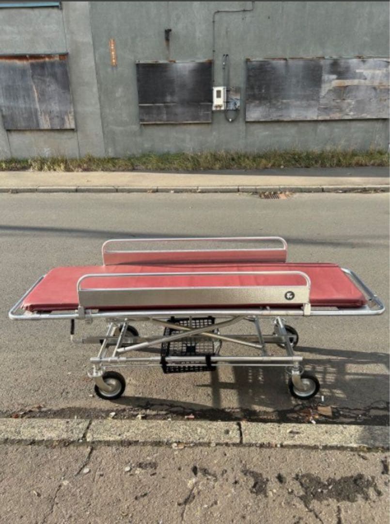 MRI室用ストレッチャー 33-NM 備品 キャスター付き 介護　医療 MRI室用ストレッチャー(本体) 33-NM MRI室用備品 02-4855-00 ファーノ