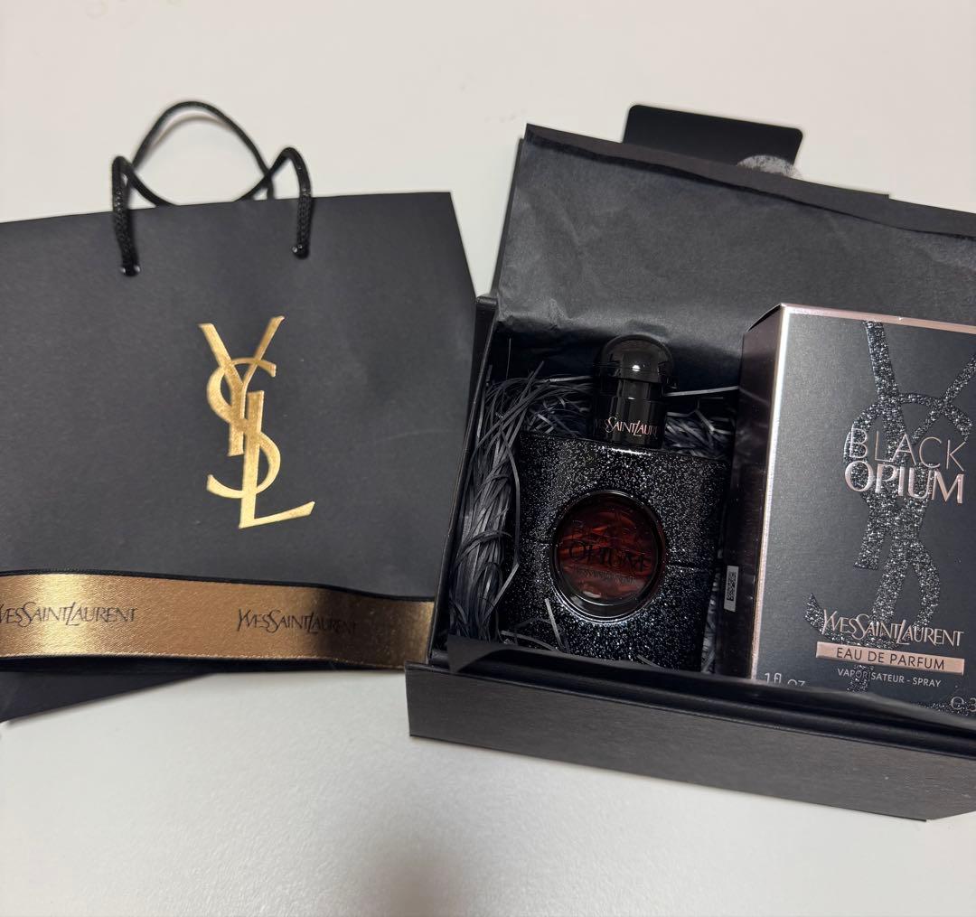 【新品】Yves saint LaurentブラックOPオーデパルファム30ml