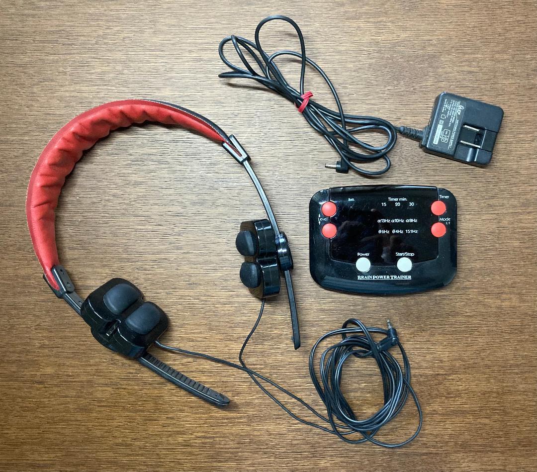 BRAIN POWER TRAINER ブレインパワートレーナー ブレインパワートレーナー 脳活性化装置 視力 リラックス エイジング