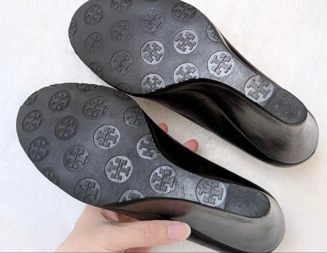 m*4様 Tory Burch ブラックレザー ハイヒール 8.5M