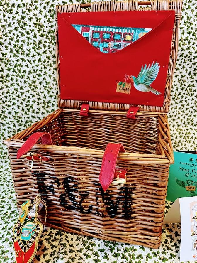 A*A様 【可愛すぎ…超レア】新作「サンタさんからの手紙ハンパー・バスケット」フ クリスマス】サンタさんからプレゼントが届きました🎁前日はみんなでお