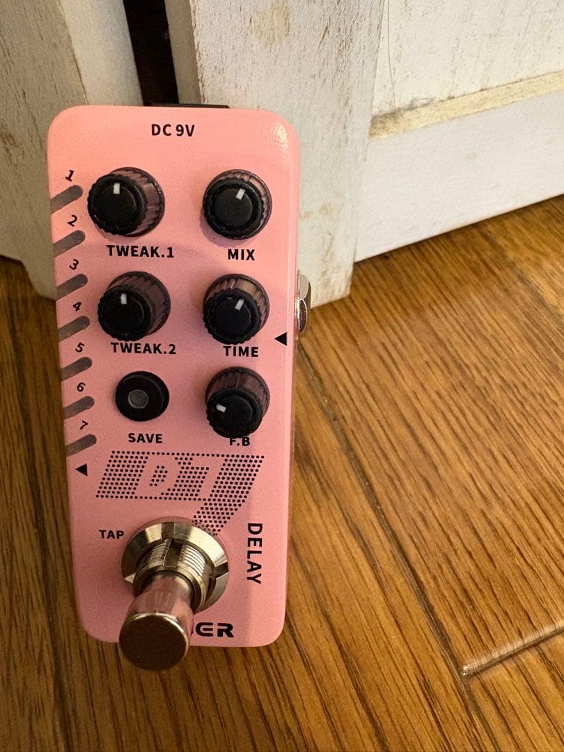 mooer D7 DELAY ピンク ディレイペダル