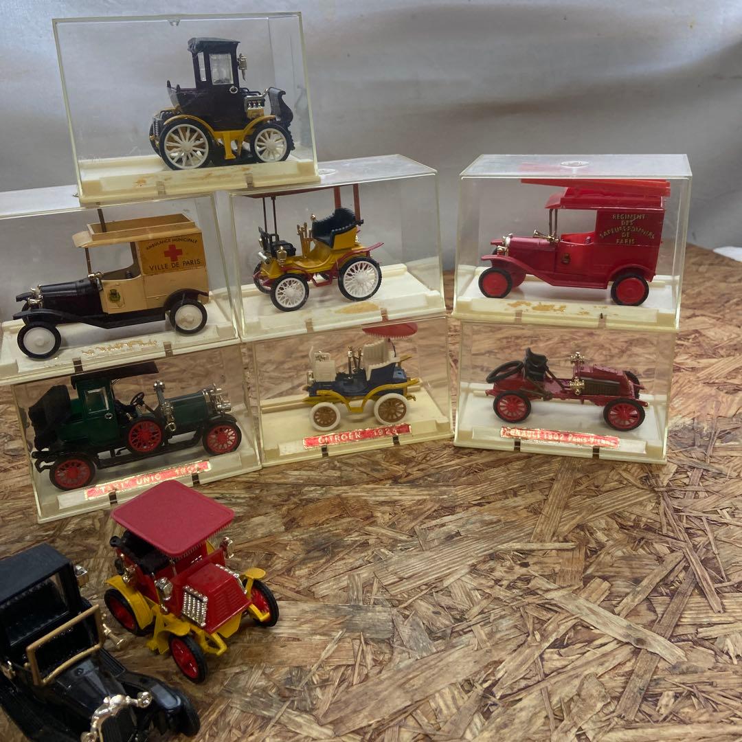 フランスサフィール製のミニカー　セット ミニカー フェラーリ F1 1/43 4台セット 2023 シャルル・ルクレール