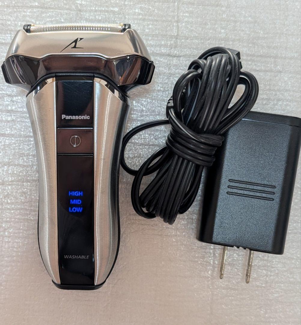 Panasonic メンズシェーバー ES-CV70 充電器付き