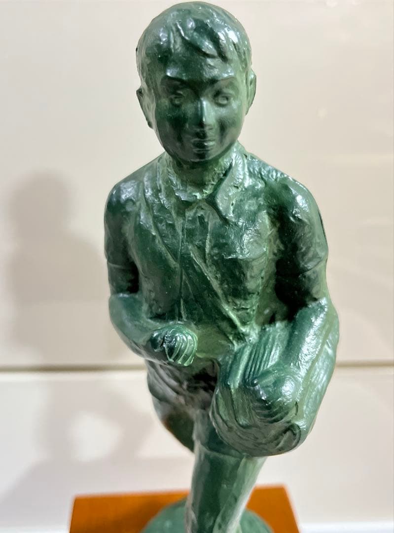 【非売品】創価学会 聖教新聞社 記念品 広布使者乃像 無冠の友 貴重品 レア 非売品】創価学会 聖教新聞社 記念品 広布使者乃像 無冠の友 貴重品