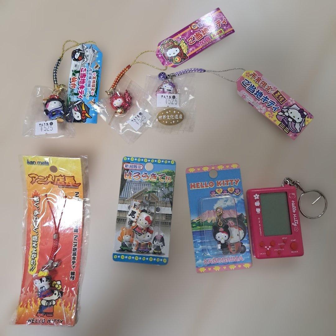 ご当地キティ数点、アニメ店長キティセット