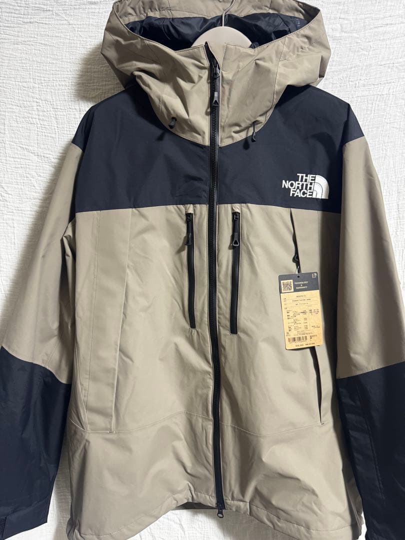 1/30まで出品！最新特価処分！新品 ノースフェイス スノーバードTJ 「Ｌ」