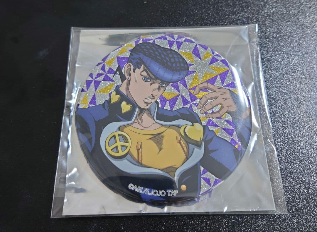 ジョジョワールド 東方仗助 缶バッチ - メルカリ