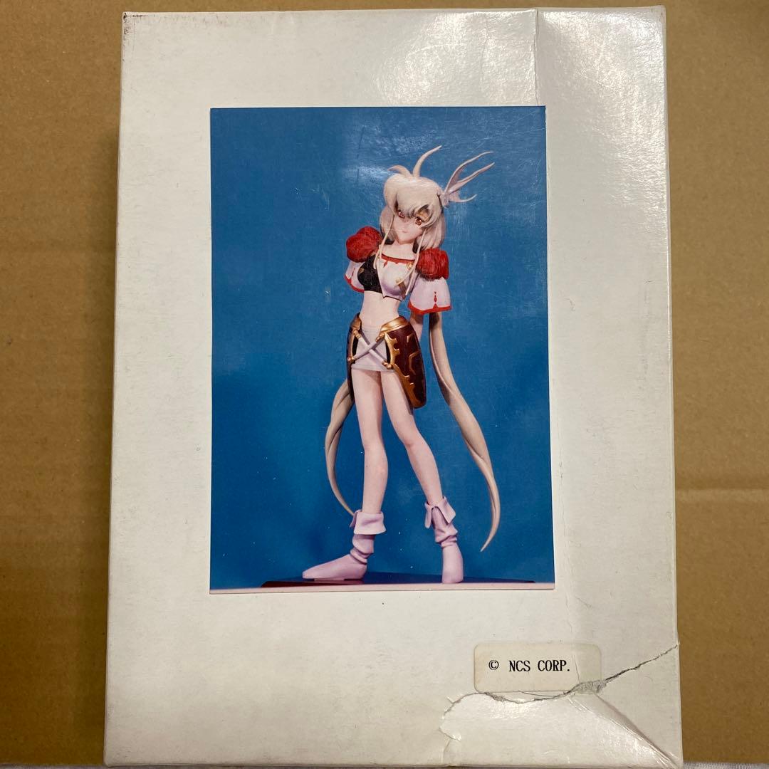 コスモス KOSMOS ラングリッサー リアナ ガレージキット