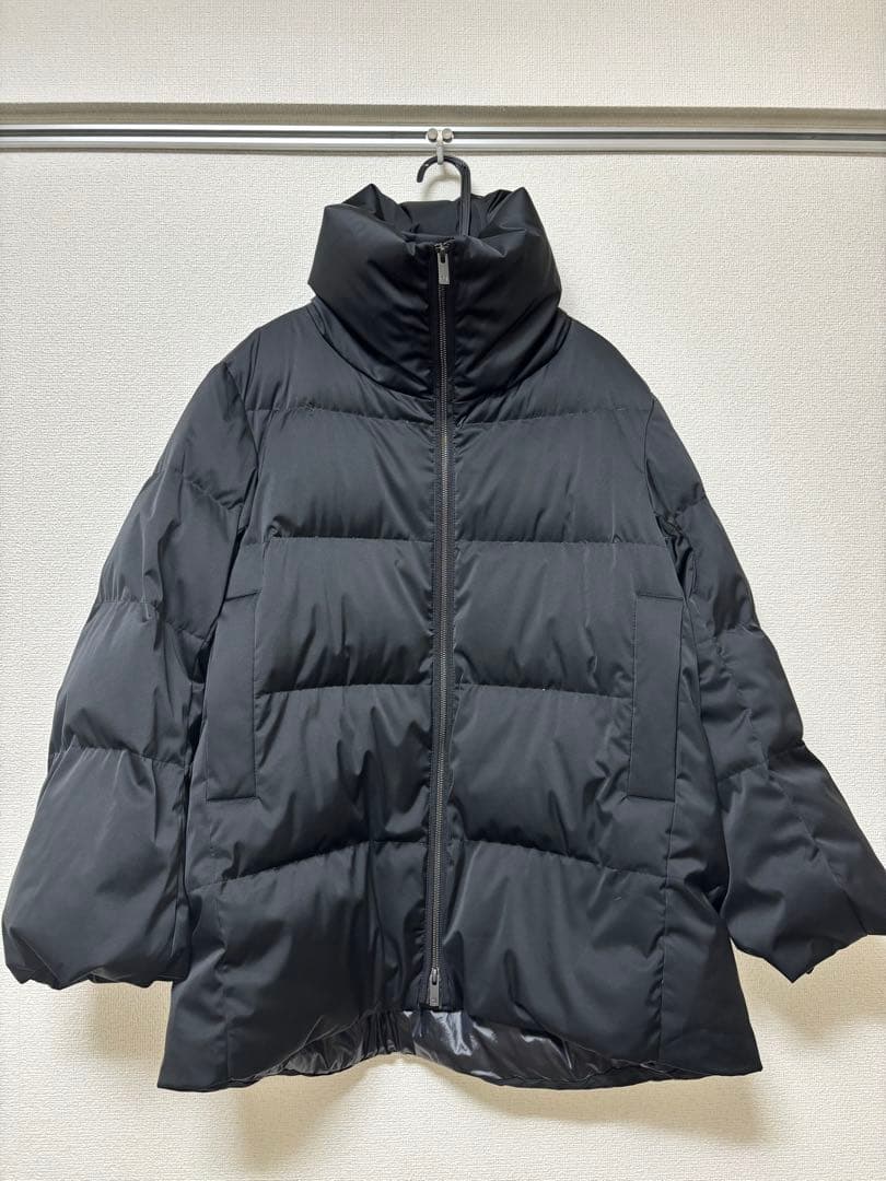 【値下げ】ユニクロ +J プラスジェイ ブラック ダウンボリュームジャケット