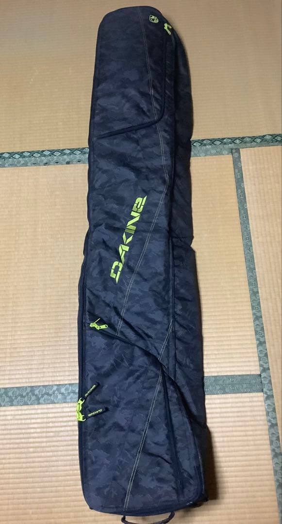 スノーボード用バッグ キャスター付DAKINE LOW ROLLER DAKINE（ダカイン） スノーボード ケース キャスター DAKINE LOW