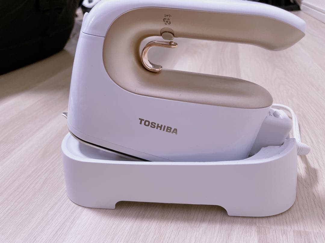 TOSHIBA 東芝 コードレス衣類スチーマー TASーX5 TAS-X5 | アイロン/衣類スチーマー | 東芝ライフスタイル株式会社