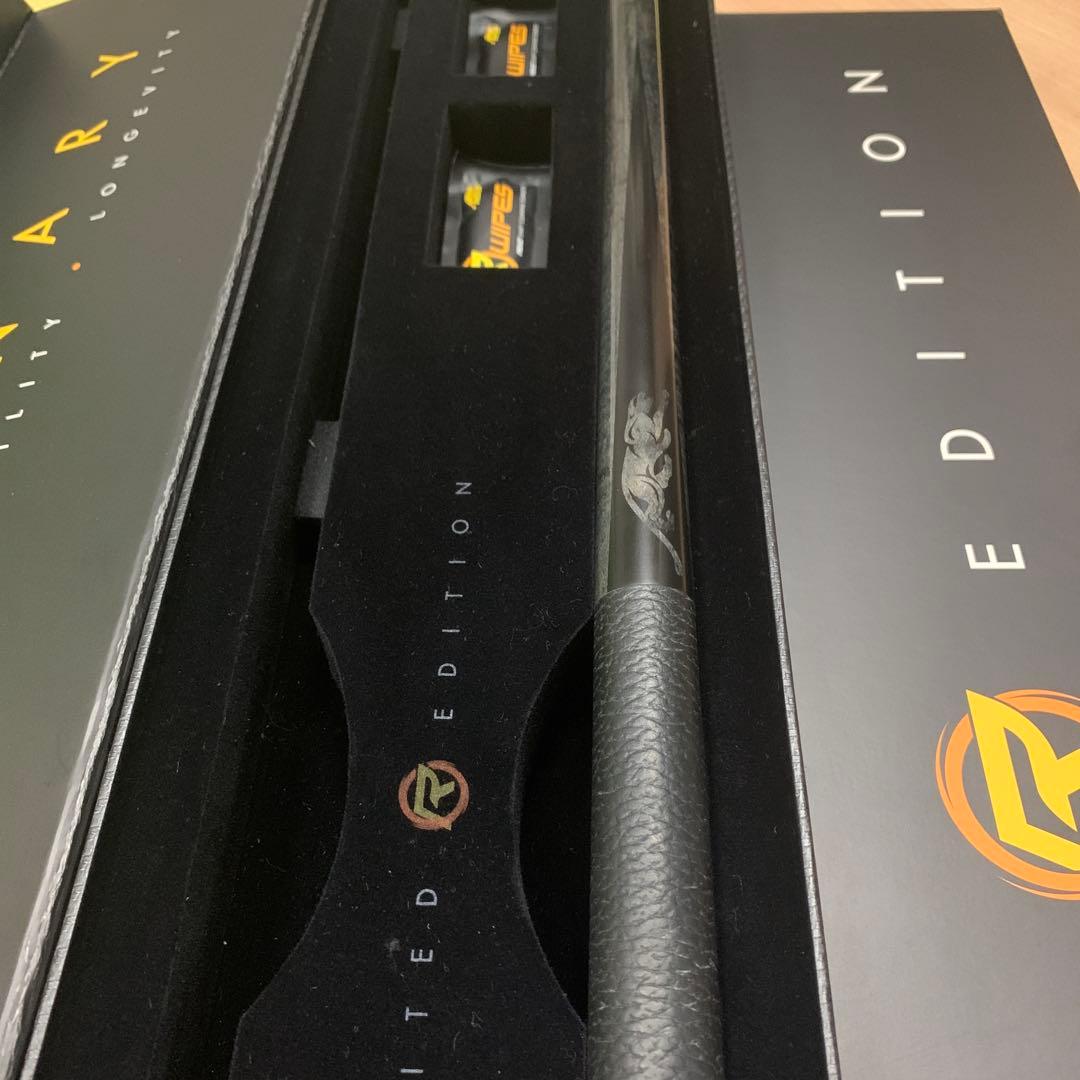 Predator ビリヤード バット 限定版　SP2 ユニロック SP2 Red Metalic 1 レザー ユニロック (バット単体)｜ビリヤード 通販