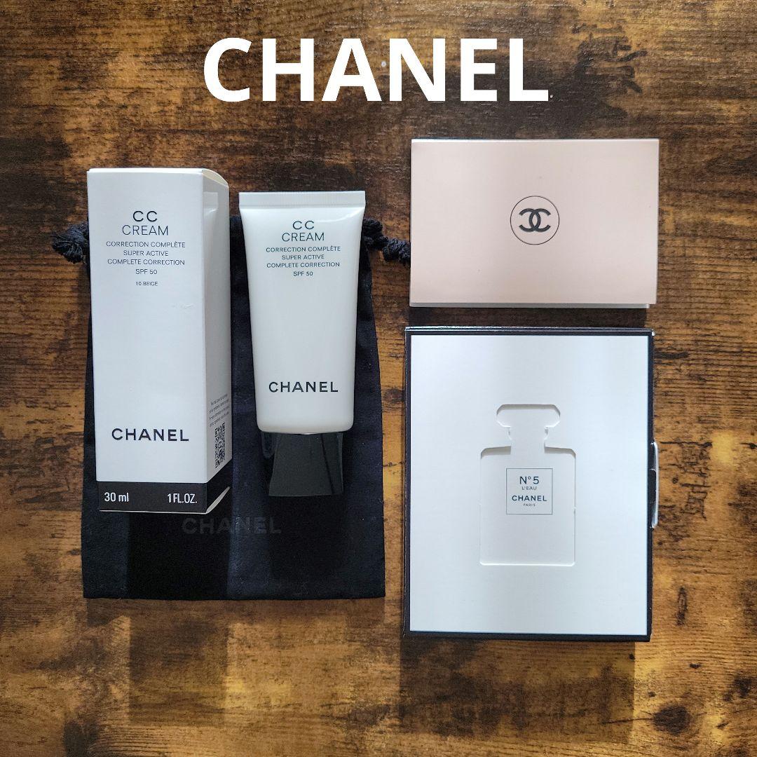CHANEL CCクリーム N　10 ベージュ　30ml　&サンプル&巾着