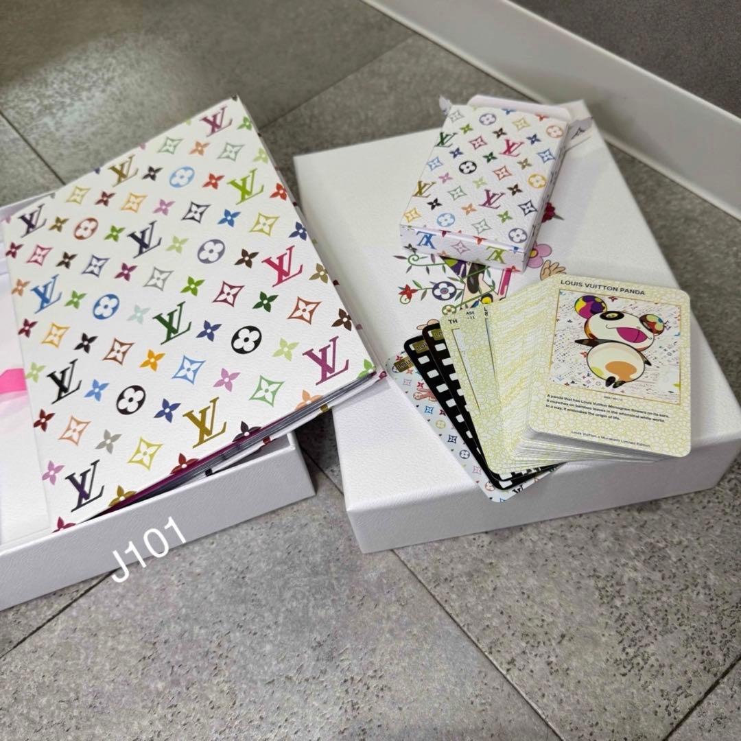 ルイヴィトン 村上隆 トレーディングカードセット 非売品 非売品 新品未使用 ルイヴィトン 村上隆トレーディングカードセット