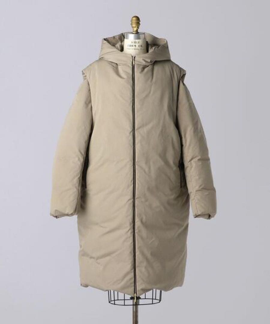 新品未使用BLAMINK フード　ダウンジャケット コート　ブラミンク　ジレ BLAMINK(ブラミンク)｜フードダウンジャケット/ブラック の通販