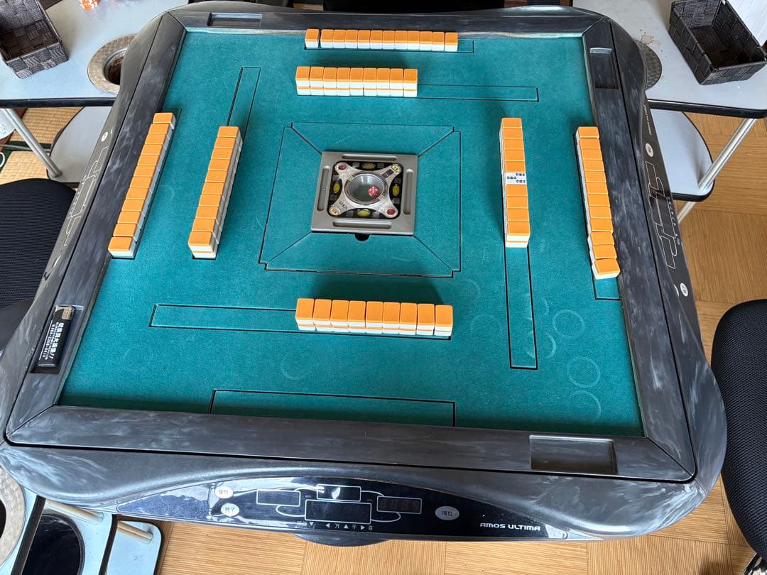 全自動雀卓 自動配牌機能付き Amazon | 【全自動】ー雀鳳ージャンホウー 全自動麻雀卓 麻雀卓 麻雀