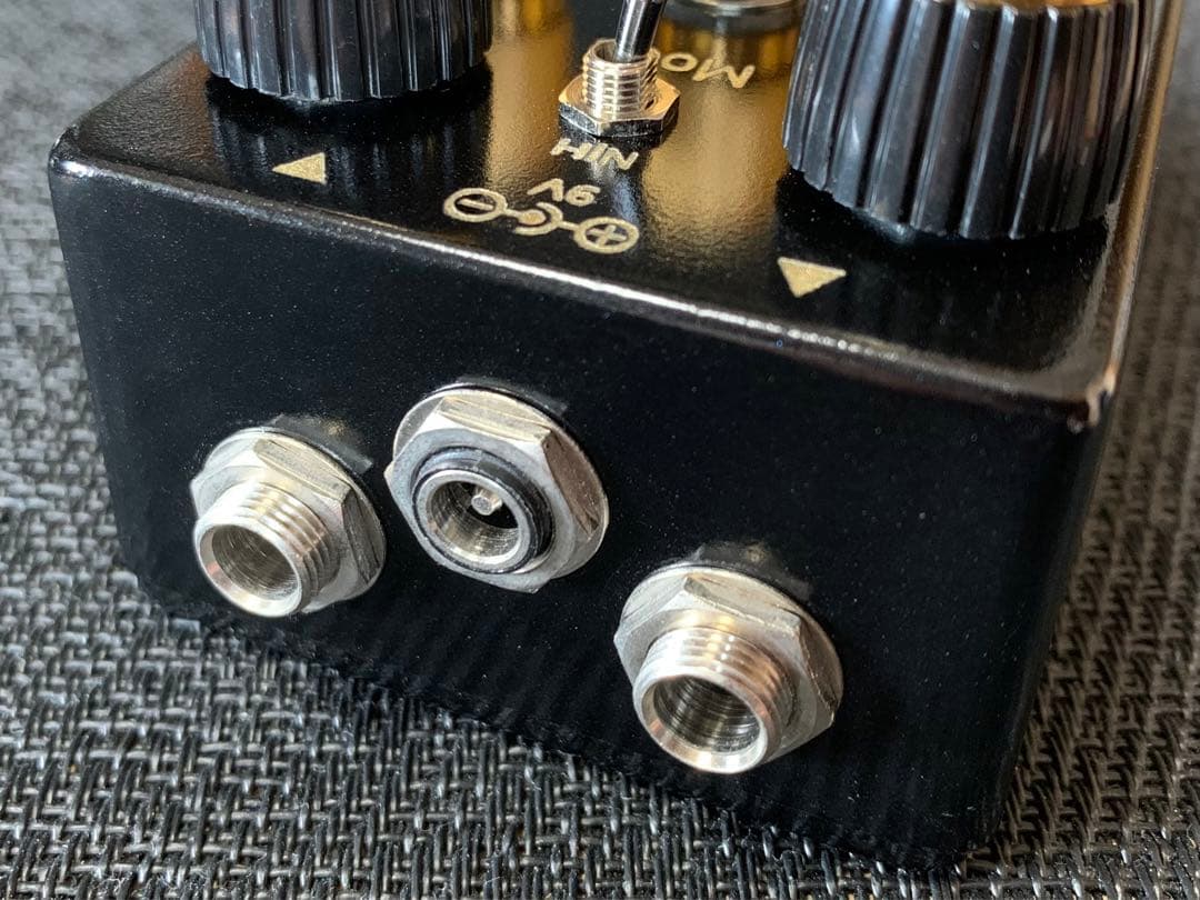 ARTEEFLOW-EarthQuaker Devices Black Ash 機能追加クローン