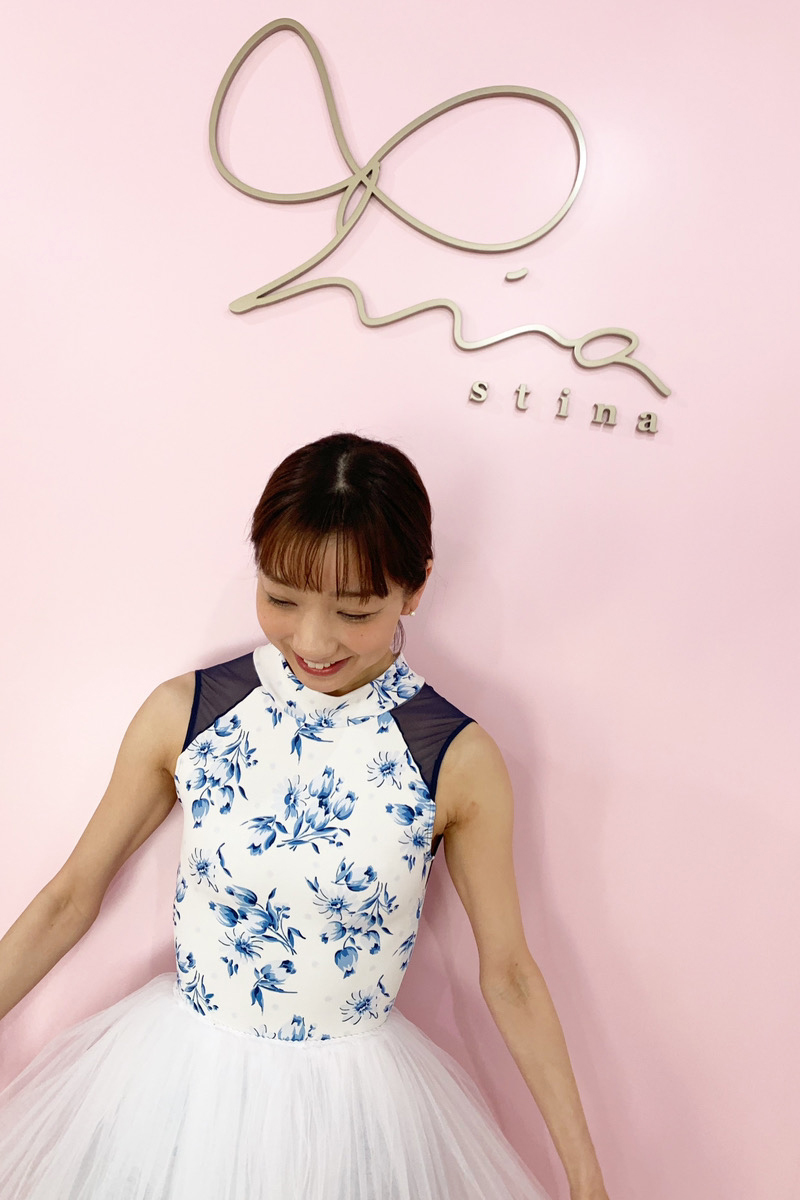 stina / type N back ribbon